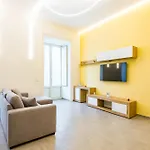 Solaris 3* Nápoles