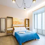 Solaris 3* Nápoles