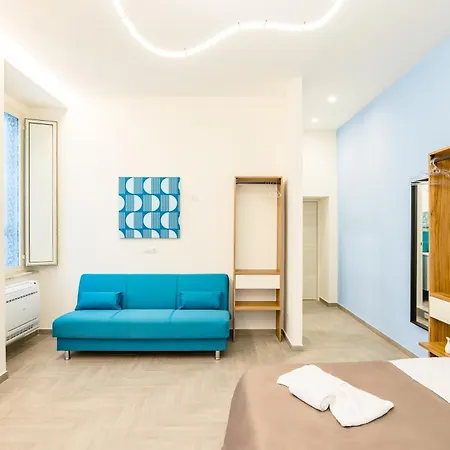 Solaris Konukevi Napoli