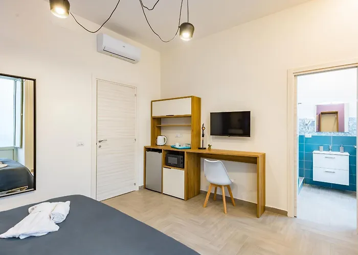 Solaris Konukevi Napoli